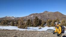 The sun exposed southerly aspects on Red Lake Peak were bare ground.