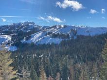 Looking south along the Sierra Crest towards Mt Anderson