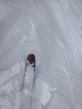 This was the only pocket of wind slab I found today. It took some effort to make it fracture. NE aspect at treeline.